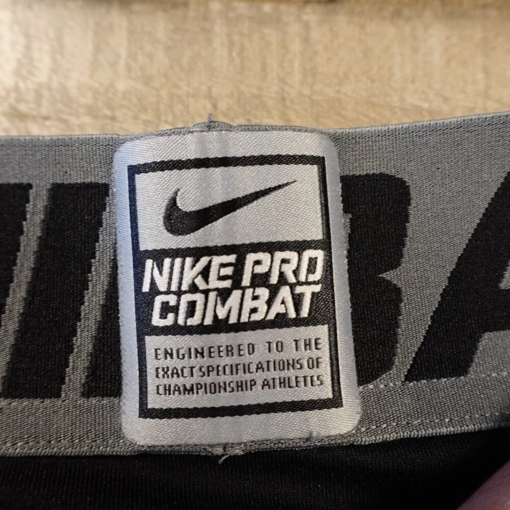 Nike Pro Combat Compression Leggings‎ Men’s Medium Black Training Base Layer